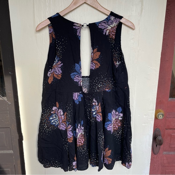 Free People Flowy Floral Top - Picture 7 of 7